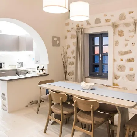 別荘 Kyma Seafront Exceptional 2bd House In ナウサ