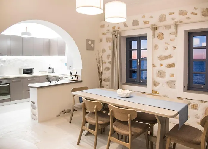 펜션 Kyma Seafront Exceptional 2bd House In 나오우사