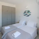 Hébergement de vacances Kyma Seafront Exceptional 2bd House In *